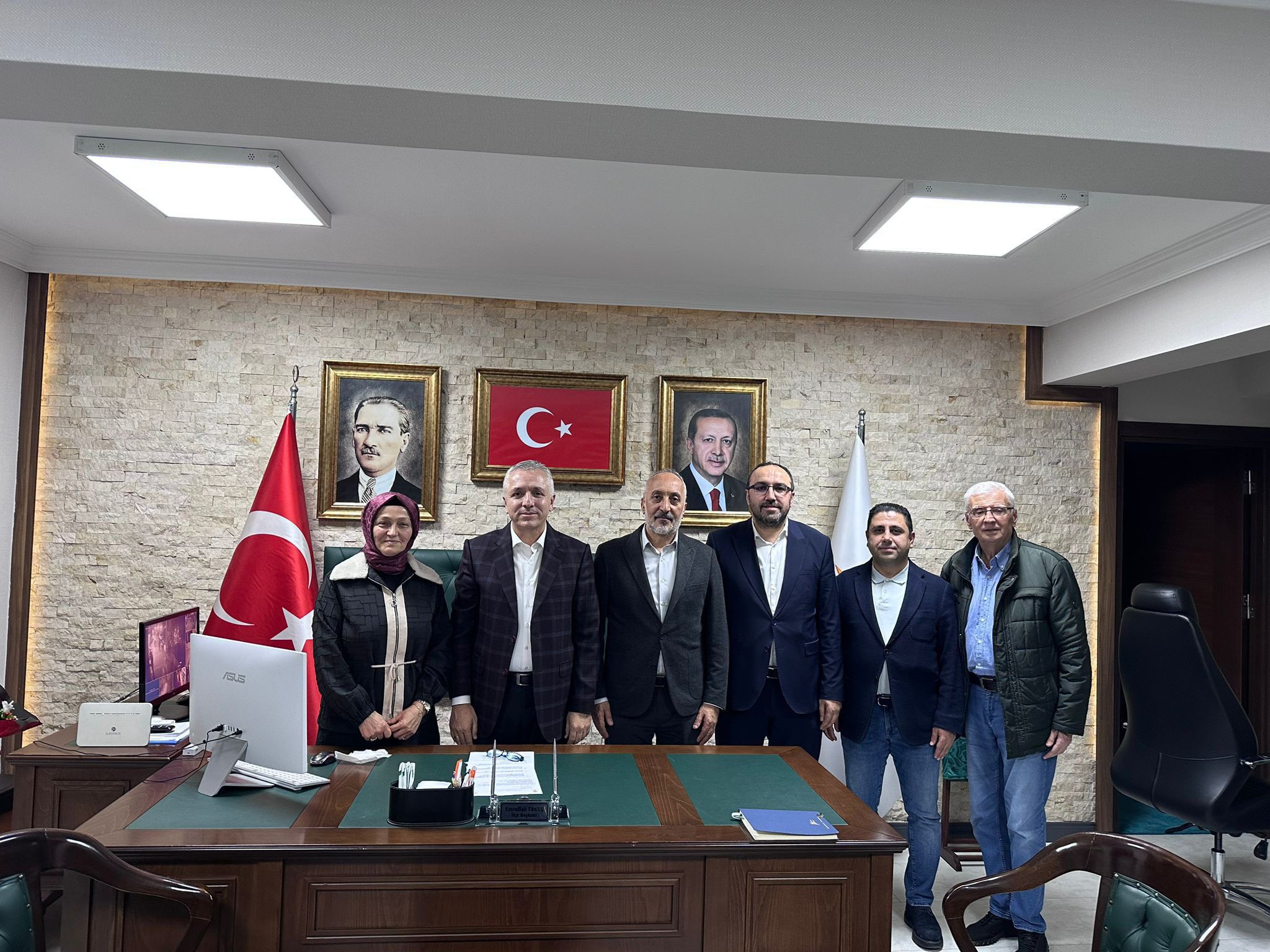 Yeşilay Esenler’den AK Parti Esenler İlçe Yönetimine Ziyaret