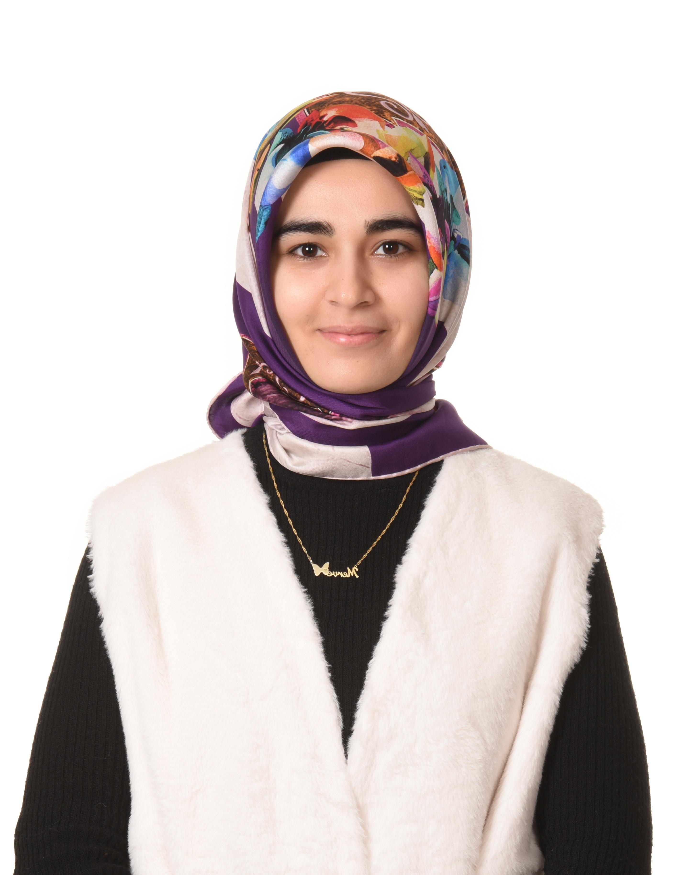 merve-kucuk
